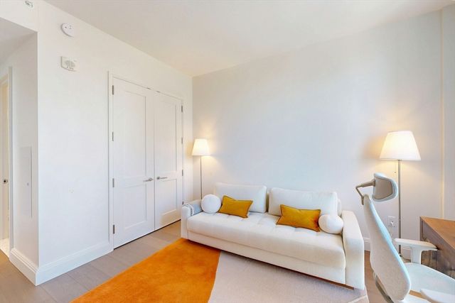 240 Devonshire St 3912, Boston, MA 02110