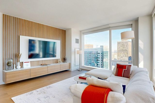 240 Devonshire St 3912, Boston, MA 02110