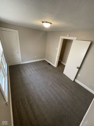 4212 E Washington Street, Indianapolis, IN 46201