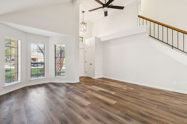 1213 Hillwood Way, Grapevine, TX 76051