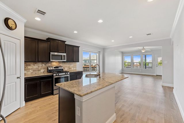 2517 Auburn Chestnut LN, Pflugerville, TX 78660