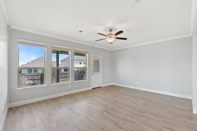 2517 Auburn Chestnut LN, Pflugerville, TX 78660