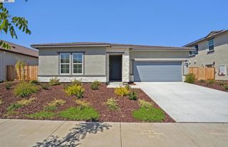 1065 Bradbury Dr, Discovery Bay, CA 94505