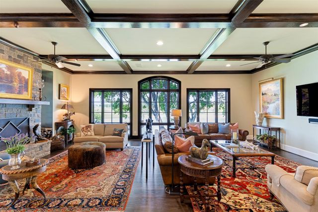 303 Steeplechase Drive, Irving, TX 75062