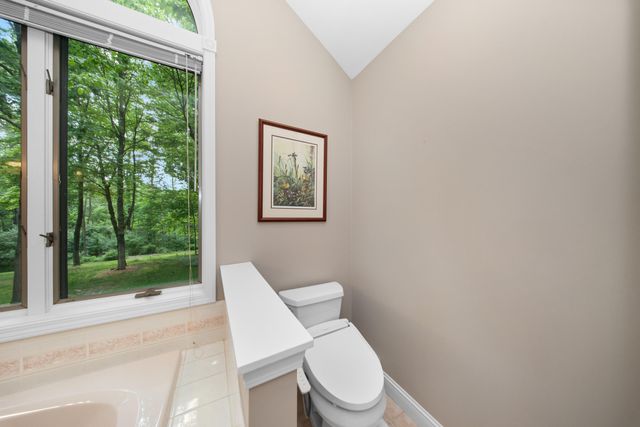 1935 Pierce Road, Chelsea, MI 48118