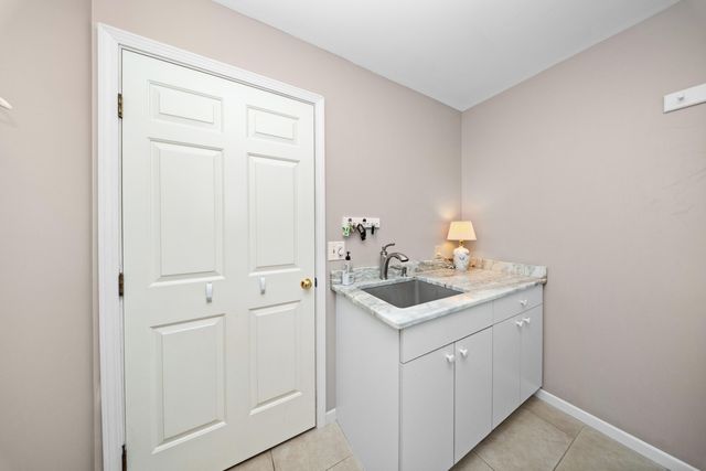 1935 Pierce Road, Chelsea, MI 48118