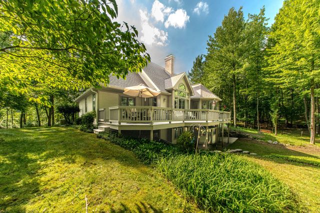 1935 Pierce Road, Chelsea, MI 48118