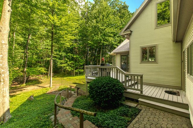 1935 Pierce Road, Chelsea, MI 48118