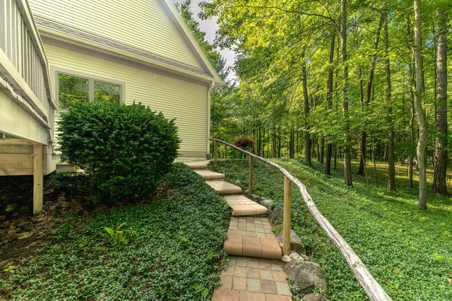 1935 Pierce Road, Chelsea, MI 48118