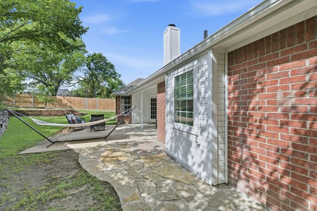 1451 Shadow Run, Weatherford, TX 76086