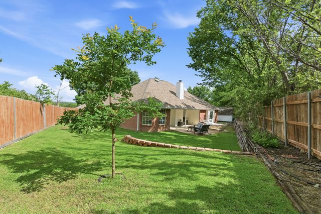 1451 Shadow Run, Weatherford, TX 76086