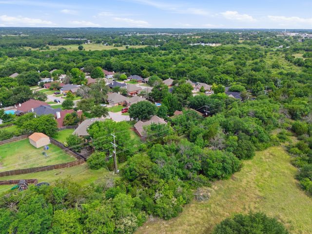 1451 Shadow Run, Weatherford, TX 76086