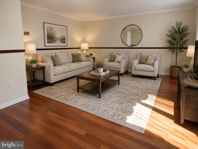 2 CHADWICK CT, Robbinsville, NJ 08691