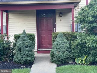 2 CHADWICK CT, Robbinsville, NJ 08691