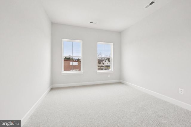 9501 PRINCE WILLIAM ST, Manassas, VA 20110