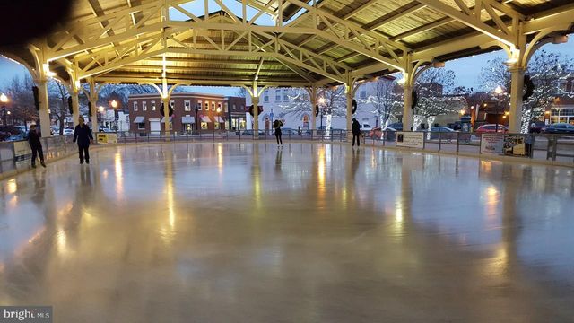 9501 PRINCE WILLIAM ST, Manassas, VA 20110