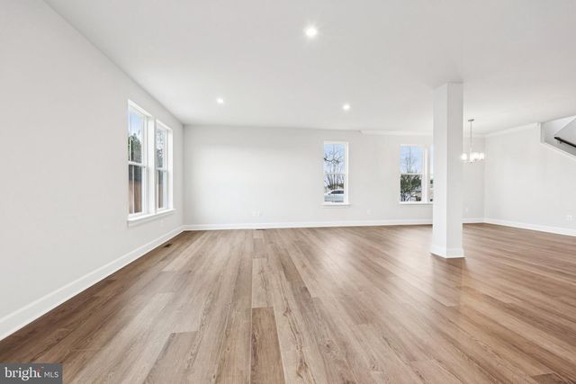 9501 PRINCE WILLIAM ST, Manassas, VA 20110