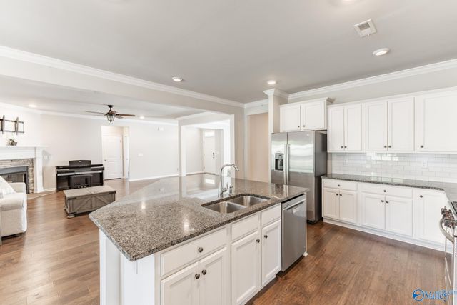 7040 Regency Lane, Gurley, AL 35748