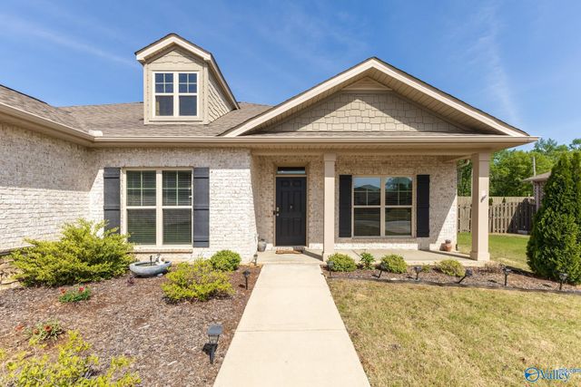 7040 Regency Lane, Gurley, AL 35748