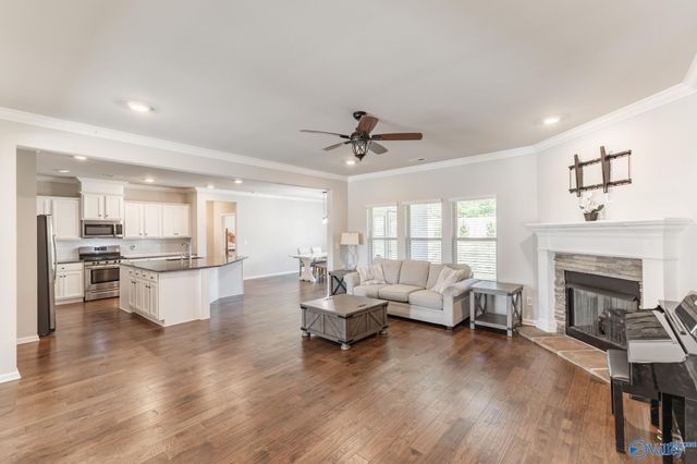 7040 Regency Lane, Gurley, AL 35748