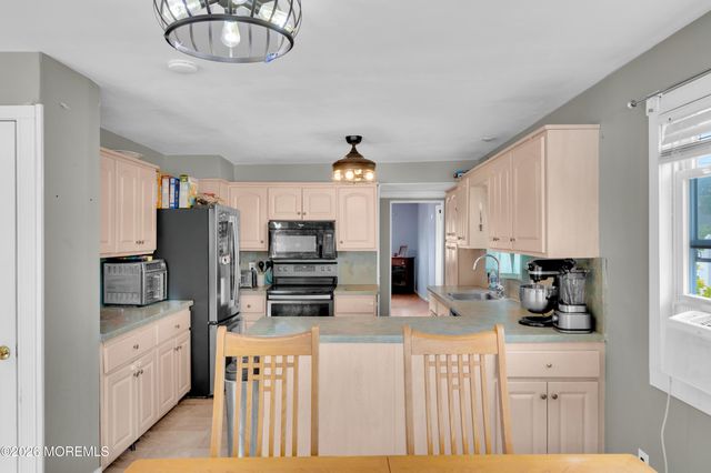 459 Vine Street, Brick, NJ 08723