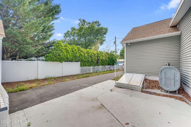 459 Vine Street, Brick, NJ 08723