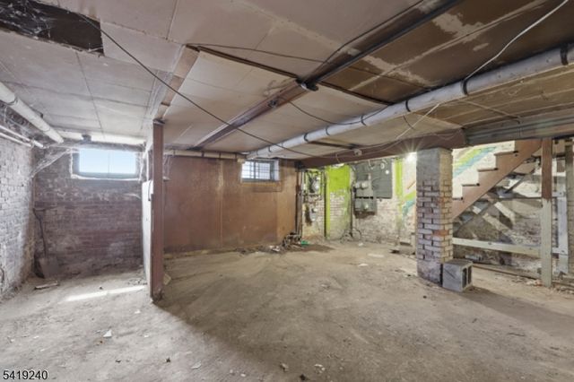 130 19Th Ave, Irvington Twp., NJ 07111