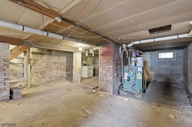 130 19Th Ave, Irvington Twp., NJ 07111