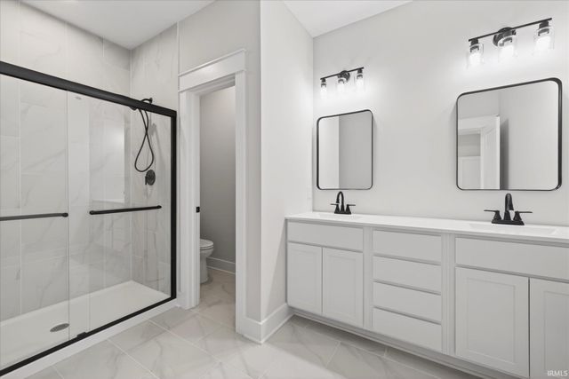 7655 W Julia Drive, Ellettsville, IN 47429