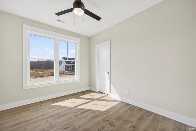 7655 W Julia Drive, Ellettsville, IN 47429