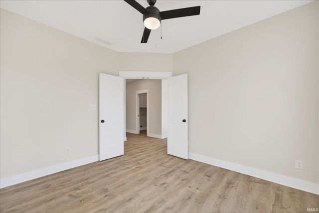 7655 W Julia Drive, Ellettsville, IN 47429