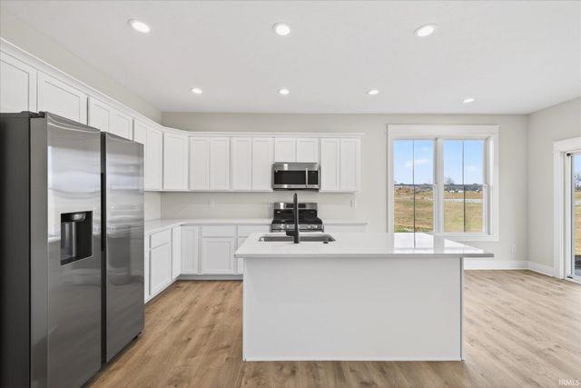 7655 W Julia Drive, Ellettsville, IN 47429