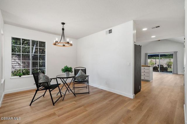 335 Medea Creek Lane, Oak Park, CA 91377