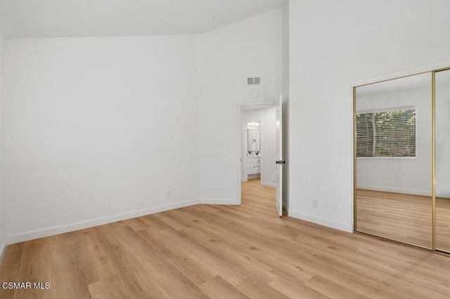 335 Medea Creek Lane, Oak Park, CA 91377
