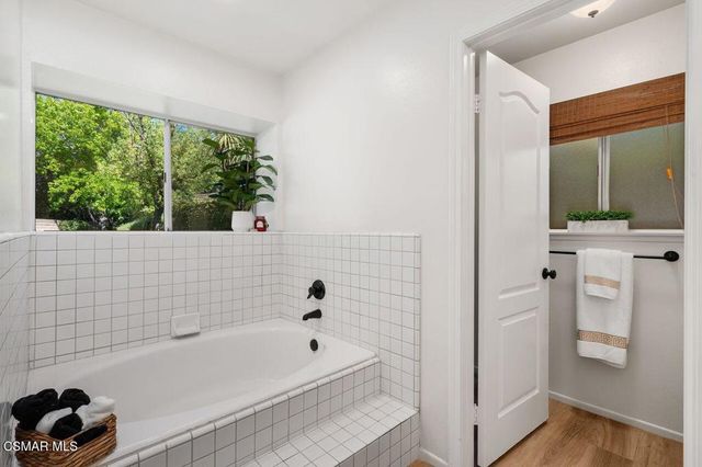 335 Medea Creek Lane, Oak Park, CA 91377