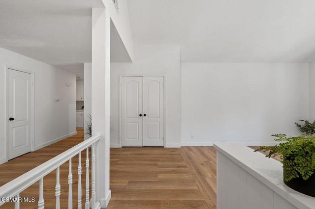 335 Medea Creek Lane, Oak Park, CA 91377