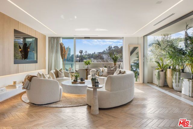 8787 Shoreham Drive 501, West Hollywood, CA 90069