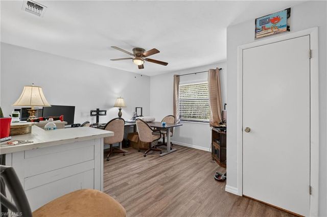 940 17th ST SW, Naples, FL 34117