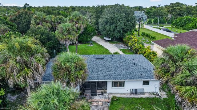 940 17th ST SW, Naples, FL 34117
