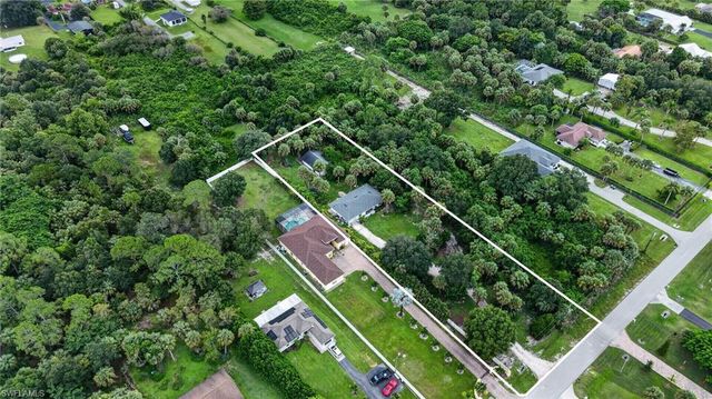 940 17th ST SW, Naples, FL 34117