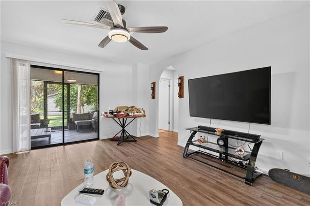 940 17th ST SW, Naples, FL 34117