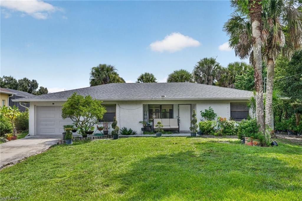 940 17th ST SW, Naples, FL 34117