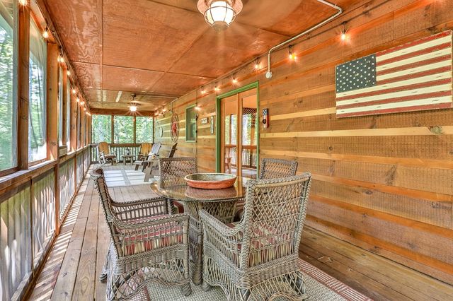 40 Graham Court, Ellijay, GA 30540