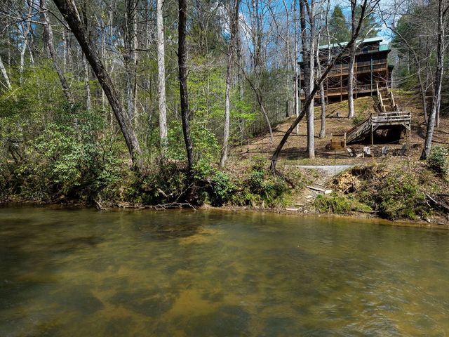 40 Graham Court, Ellijay, GA 30540