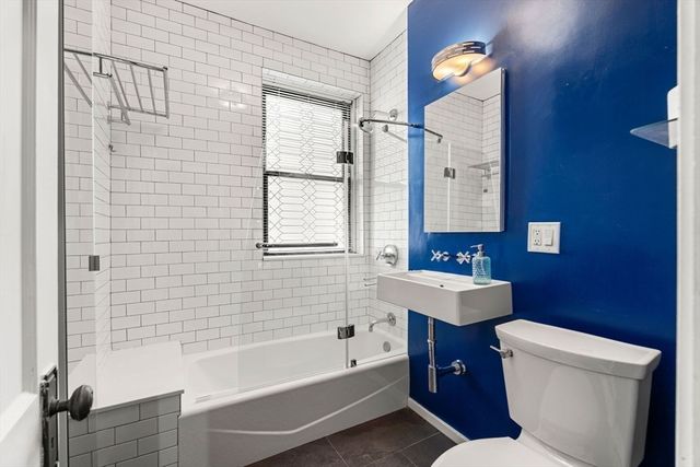 51 Park Dr 9, Boston, MA 02215