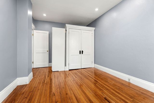 51 Park Dr 9, Boston, MA 02215