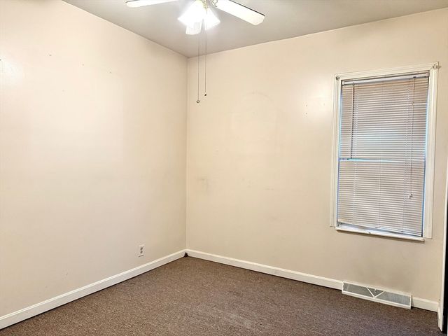 87 Hathaway St 1, New Bedford, MA 02746