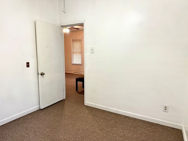 87 Hathaway St 1, New Bedford, MA 02746