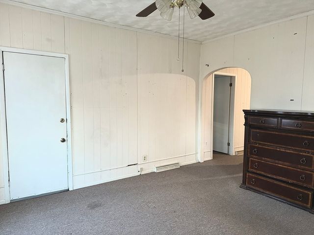 87 Hathaway St 1, New Bedford, MA 02746