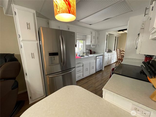 2101 S 324th Street #21, Federal Way, WA 98003